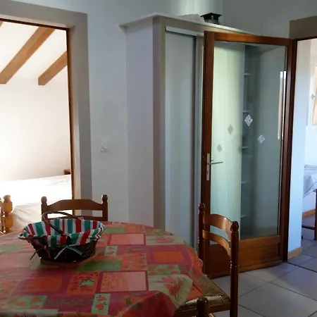 Appartement De 2 Chambres A Sare Avec Magnifique Vue Sur La Montagne Et Jardin Amenage A 15 Km De La Plage Διαμέρισμα